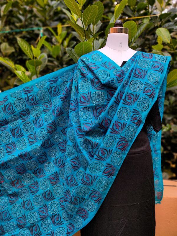 Block Kantha Dupatta - Image 3