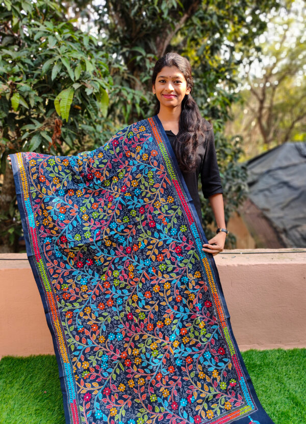 Kantha Dupatta - Image 2