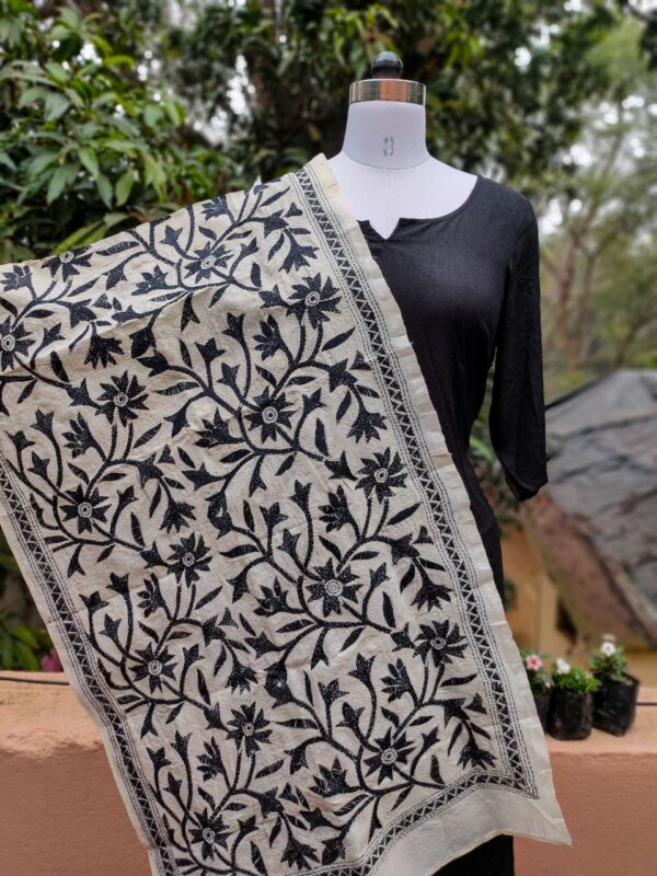 Nakshi Kantha Stole - Image 4
