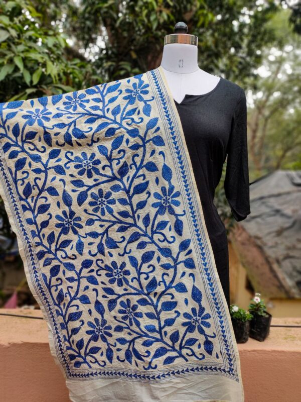 Nakshi Kantha Stole - Image 4