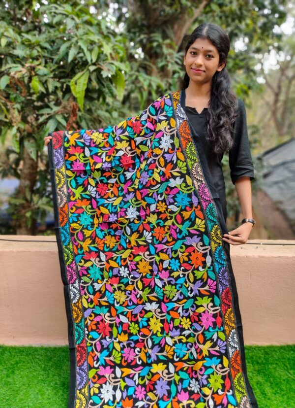 Kantha Dupatta - Image 2