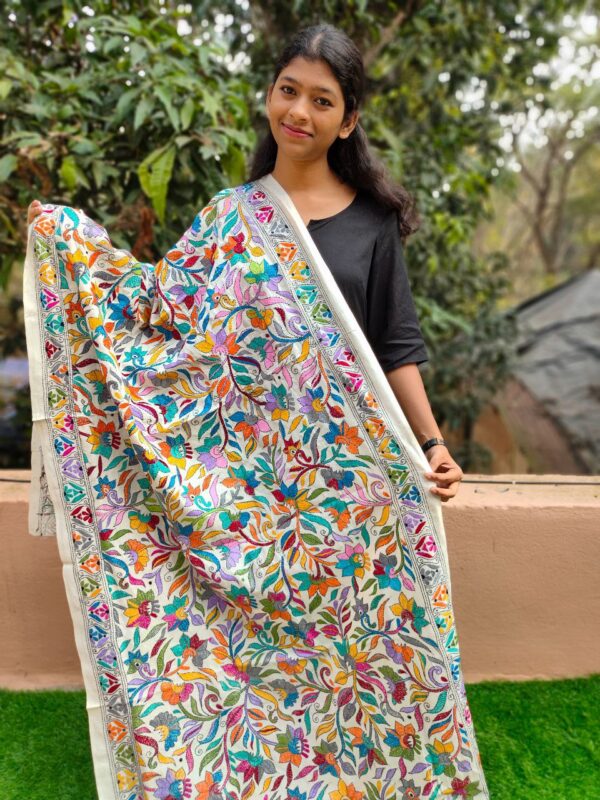 Kantha Dupatta - Image 2