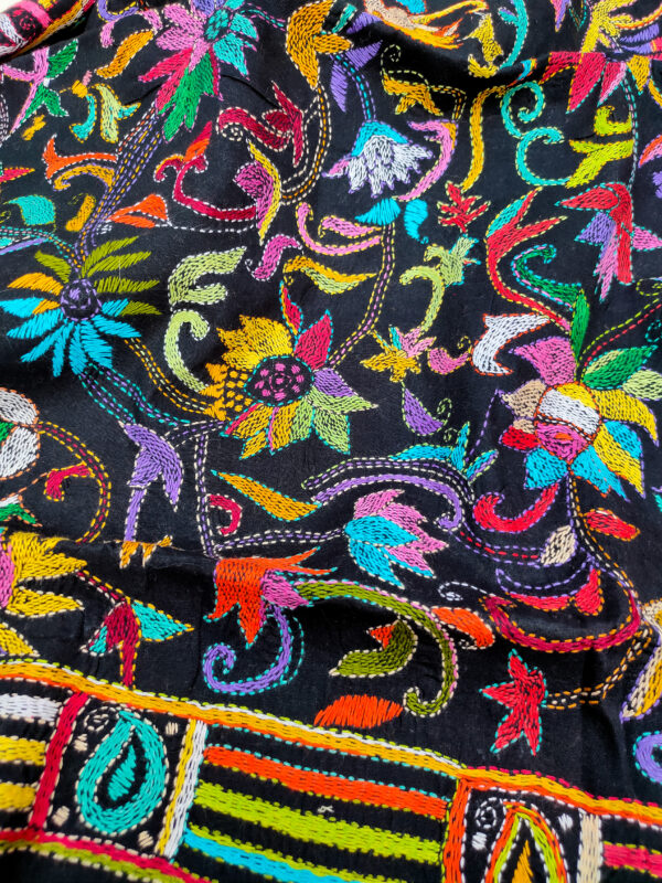Kantha Dupatta - Image 3