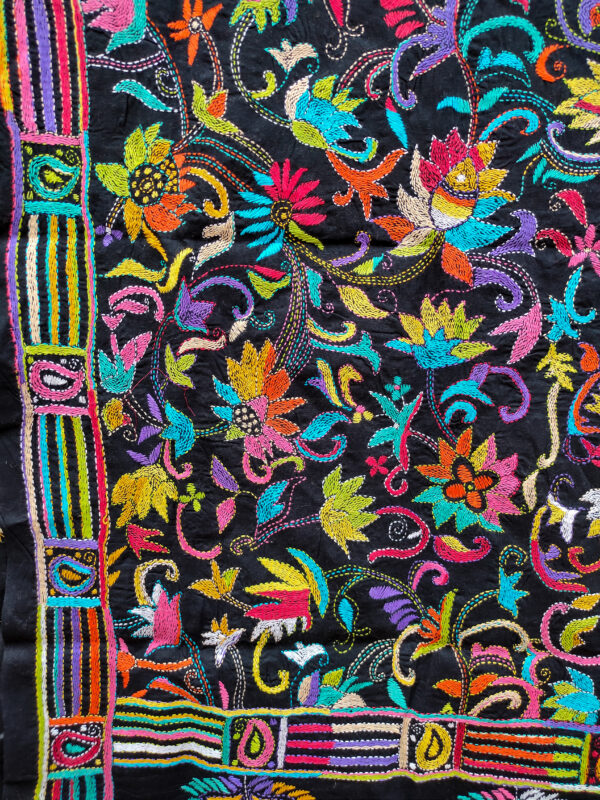 Kantha Dupatta - Image 4