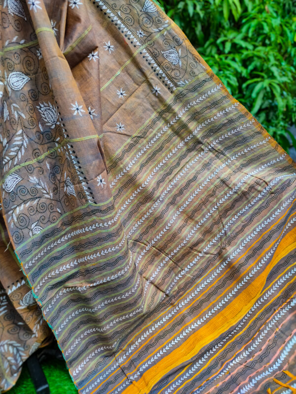 Khesh Cotton Saree - Image 3