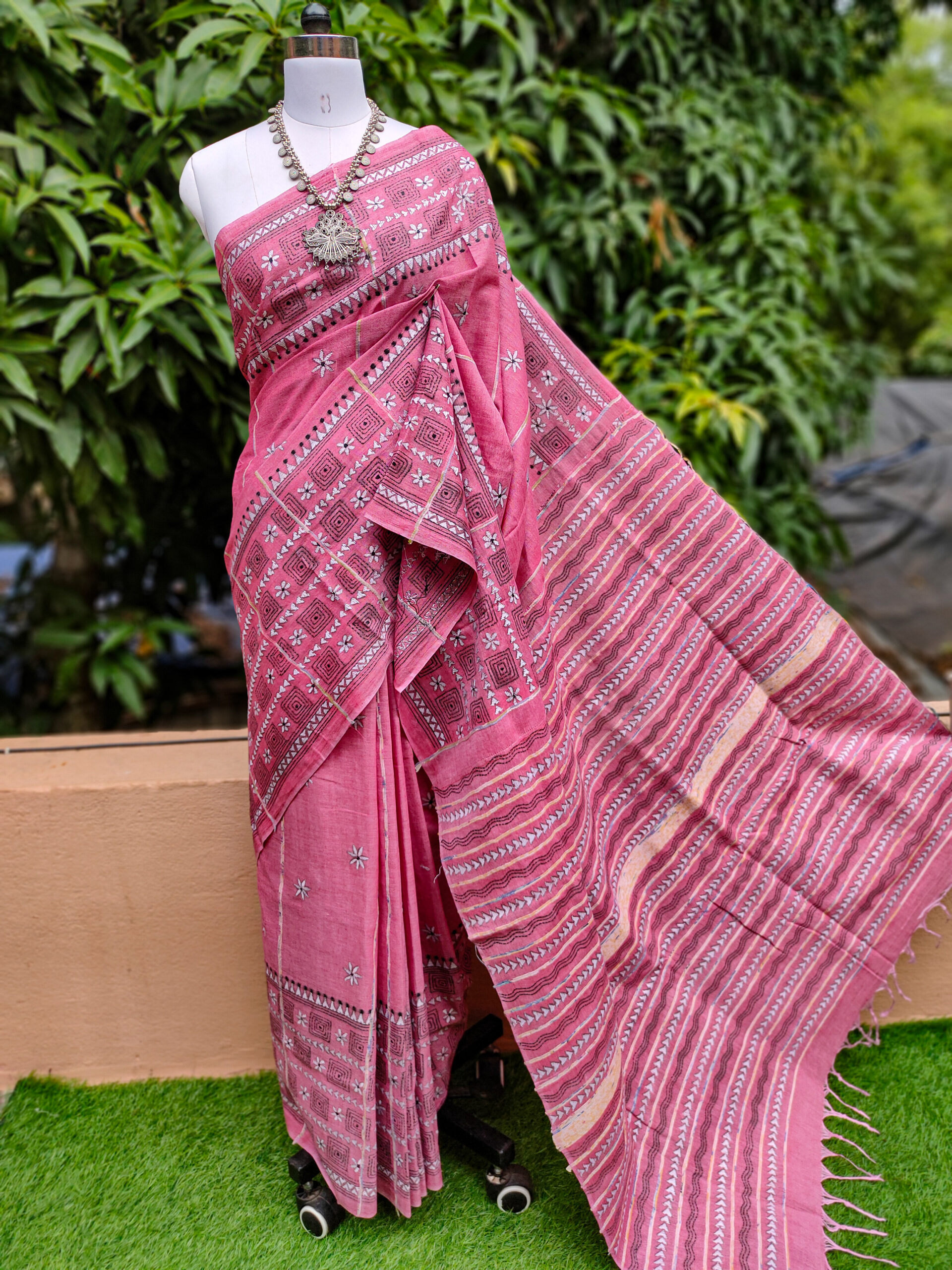 Khesh Cotton Saree - Image 4