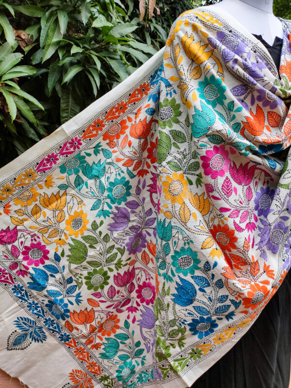 Kantha Dupatta - Image 2